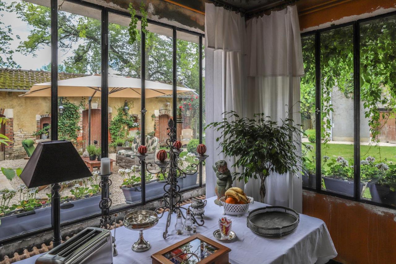 Manoir De La Croix Saint Louis "Luxury Guest House" Taingy Exterior foto